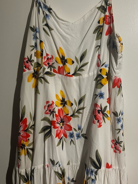 Old Navy Dresses & Skirts - Old Navy White Maxi Dress with Red, Yellow & Blue Floral Print